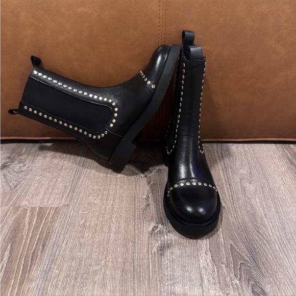SAINT + SOFIA Black Leather Silver Studded Chelsea Boots Size 38 (US 7) LIKE NEW - Picture 8 of 14